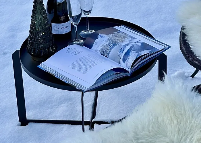 Paradise - Ski-in Luxury With Sauna & Panoramic Mountain Views In בקתה שמפולוק