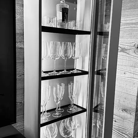 Chalet Paradise - Ski-in Luxury With Sauna & Panoramic Mountain Views In