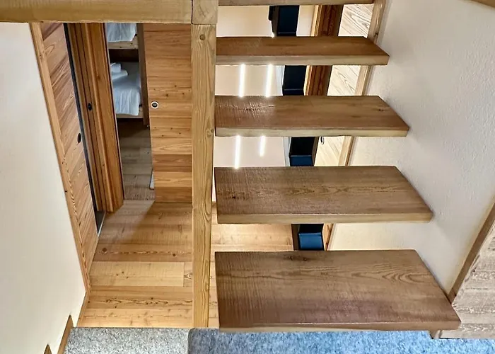 Chalet Paradise - Ski-in Luxury With Sauna & Panoramic Mountain Views In *